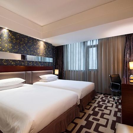 Chengdu Chunxi Hotel Exterior photo