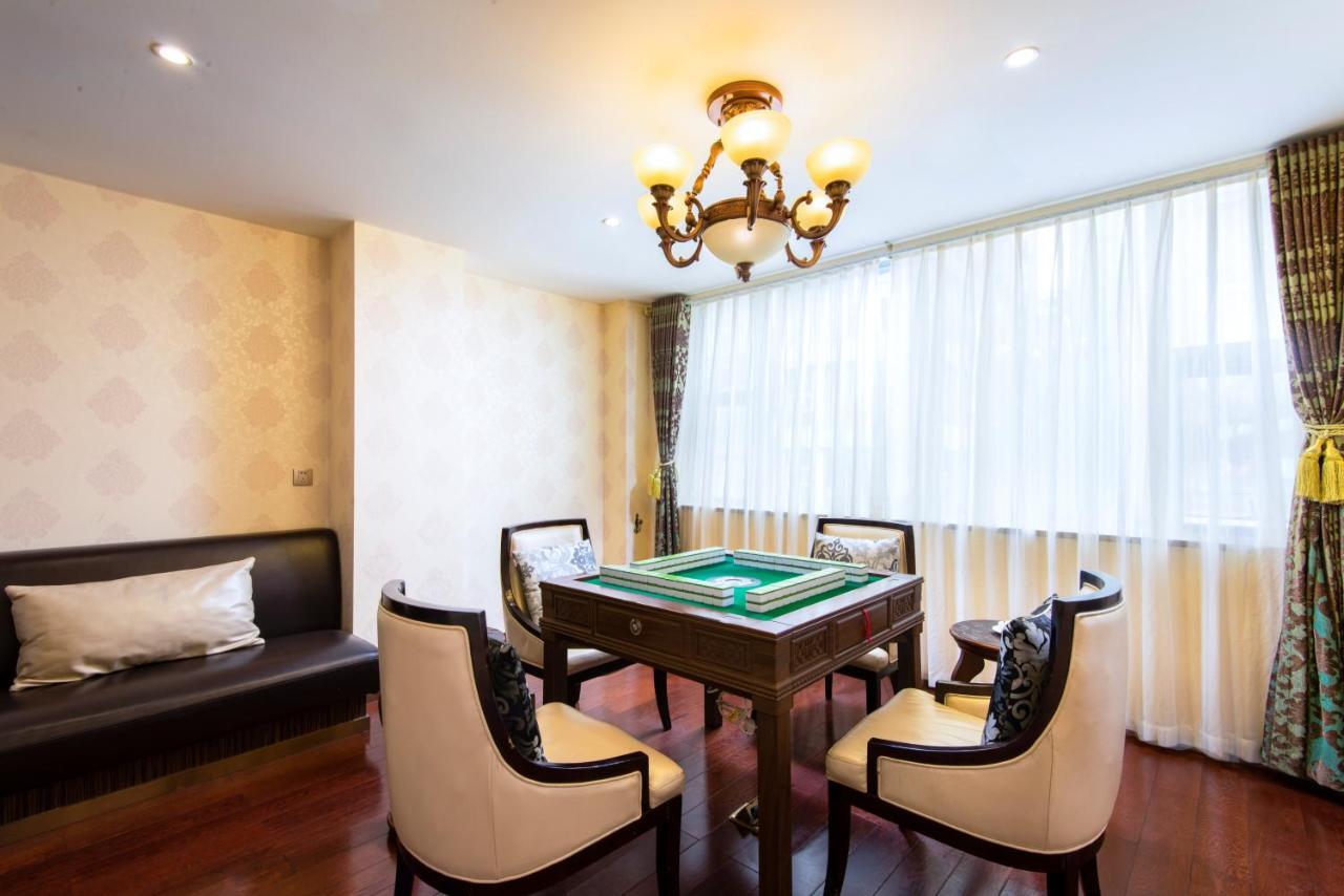 Chengdu Chunxi Hotel Exterior photo