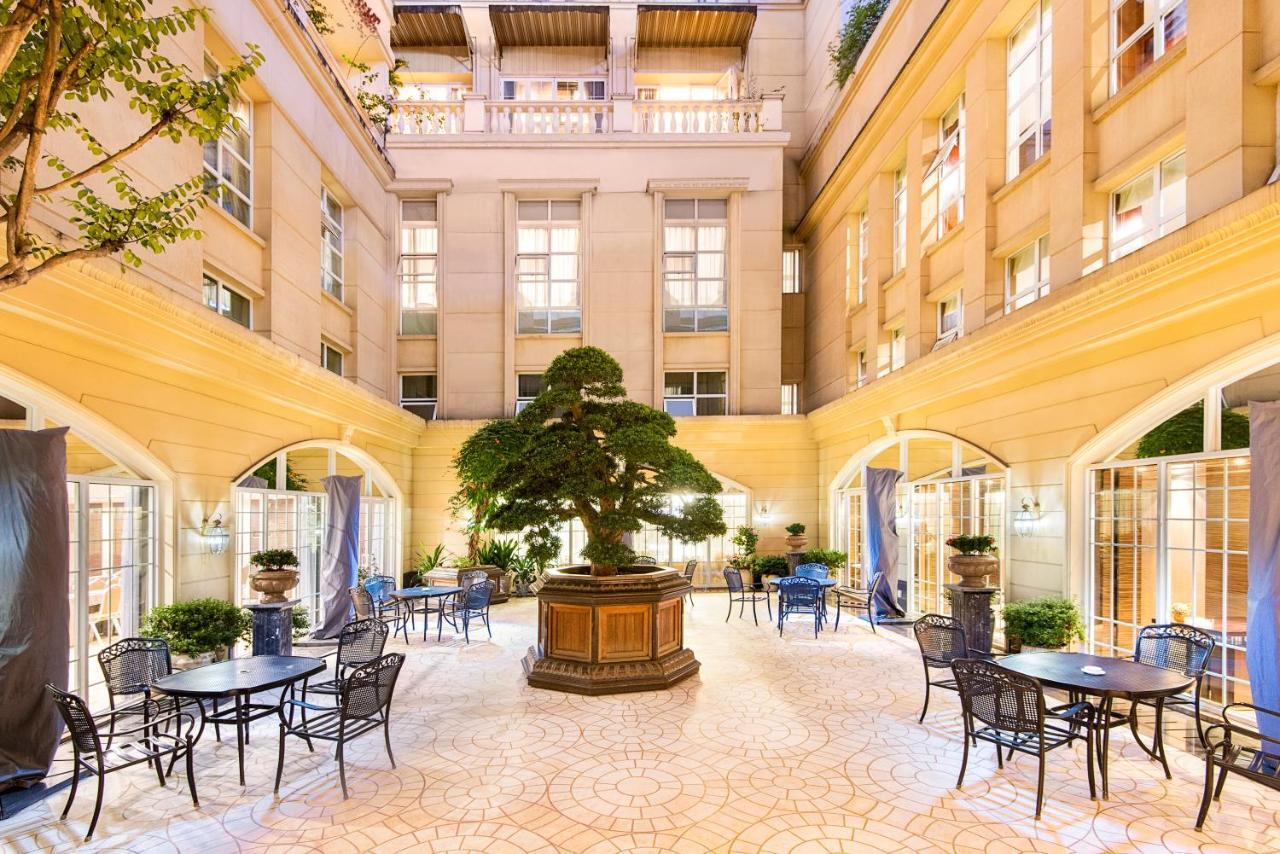 Chengdu Chunxi Hotel Exterior photo
